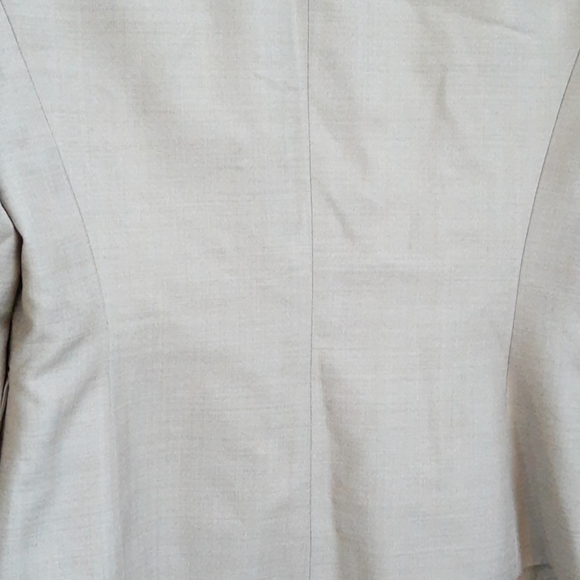 Anne Klein 2 Piece Tan Suit Jacket & Pants Size 4P - Picture 7 of 13